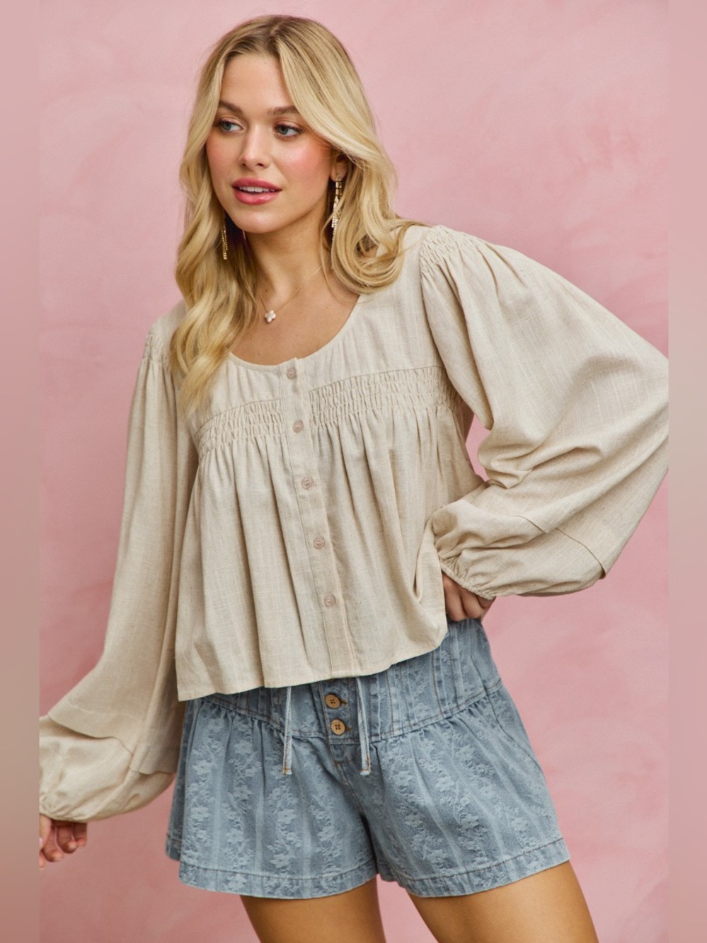 SO ME Linen Blend Woven Long Sleeve With Smocking Top - Picture 15 of 16